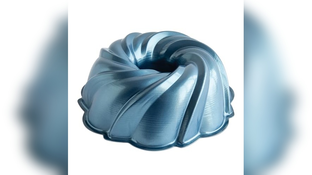 Best Bundt Cake Pans for Decorative Cakes